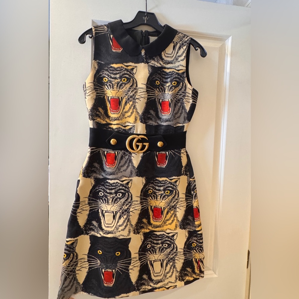 Gucci 2017 mini dress size XS US 2 IT 38. Retail value $2,850.
